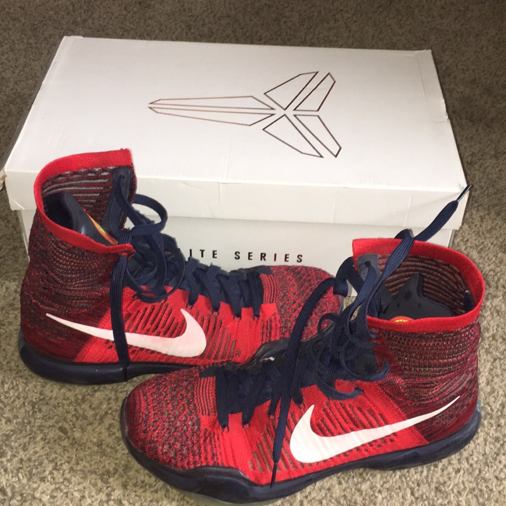 Kobe X American near perfect condition